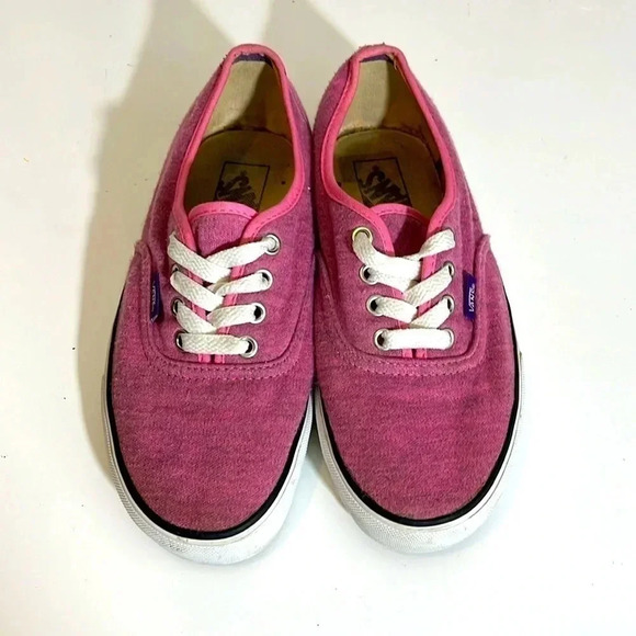 VANS Classic Low Skate Shoes Sneakers Hot Pink White RARE Purple Tag Women’s 7 - Picture 2 of 10